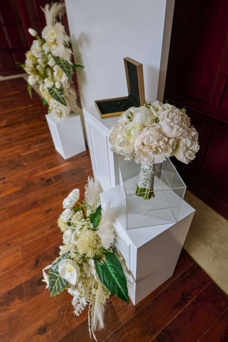 Wedding flower arrangement by Flower Corner, Sharjah